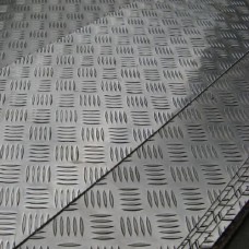 Лист нержавеющий рифленый г/к квинтет 12Х18Н12Т 4 мм