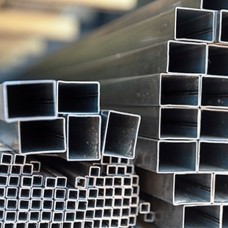 Труба нержавеющая квадратная бесшовная х/д 02Х18Н11 10х10х1 мм ГОСТ 8639-82